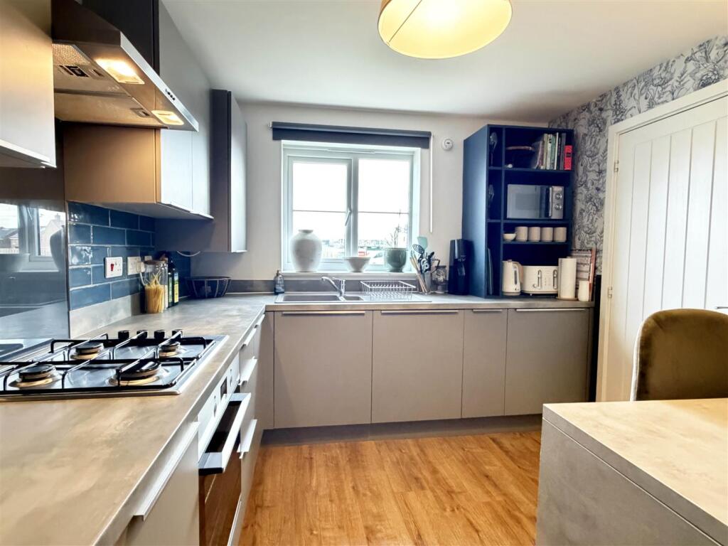 House in Stockton-on-Tees - More
