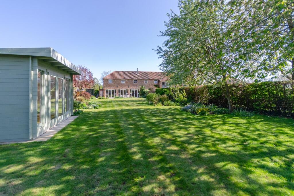 Main image of property: Aldwark, York