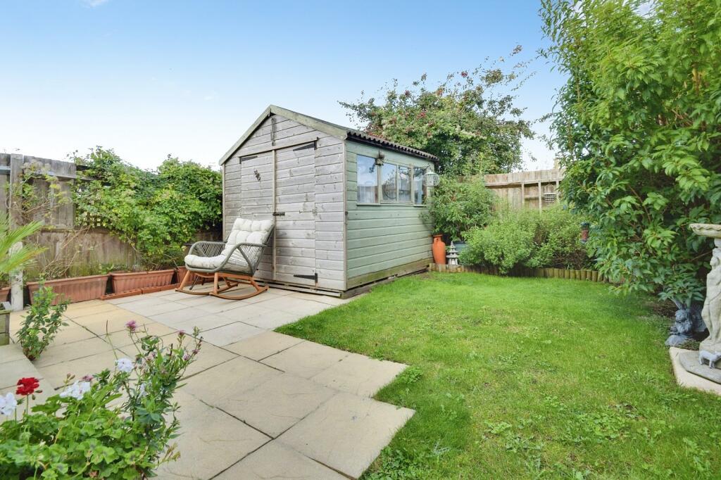 House in Tonbridge - More