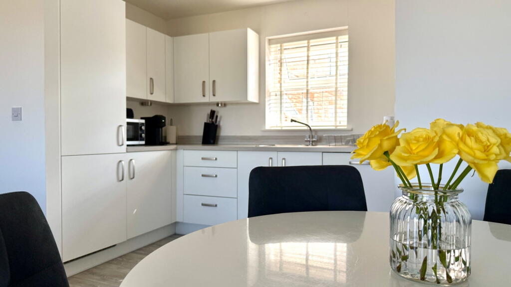 Apartment in Tonbridge and Malling, Wouldham - View 3