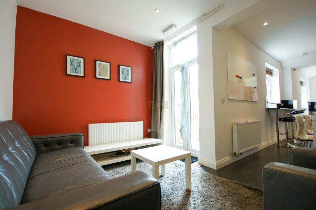 4 bedroom terraced house for rent