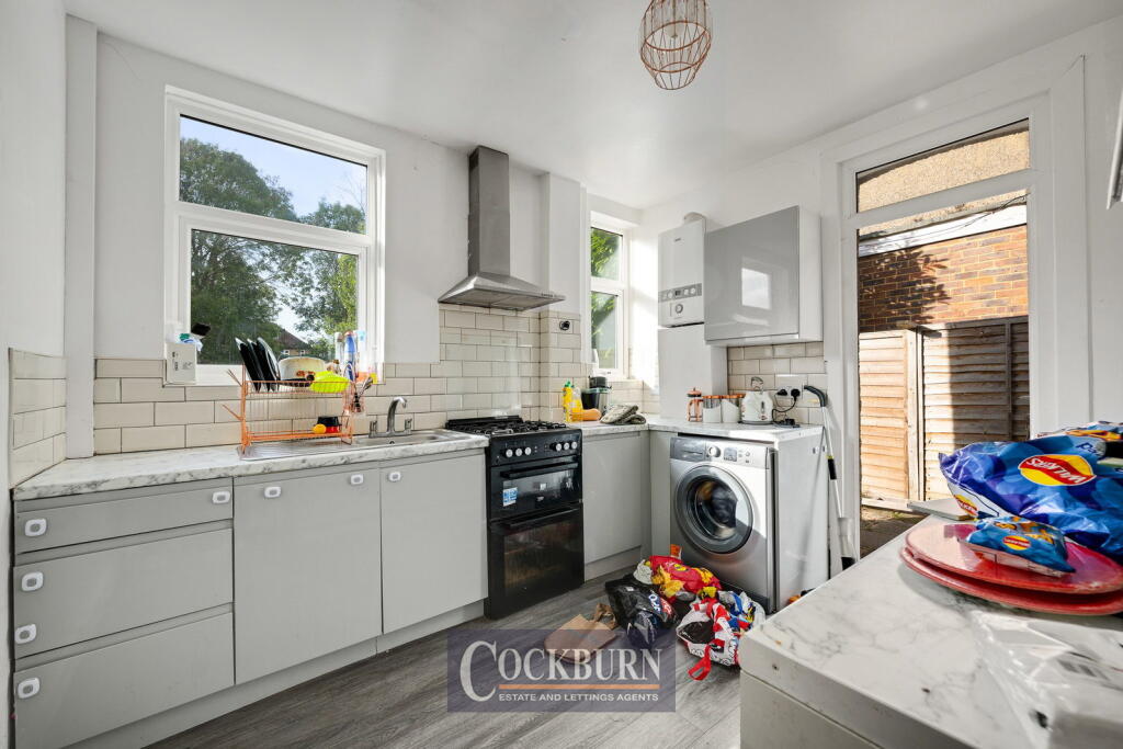 House in London - View 3