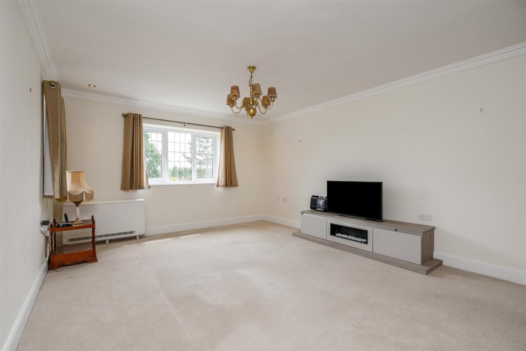 Avenue Road, Dorridge, Solihull - View 2