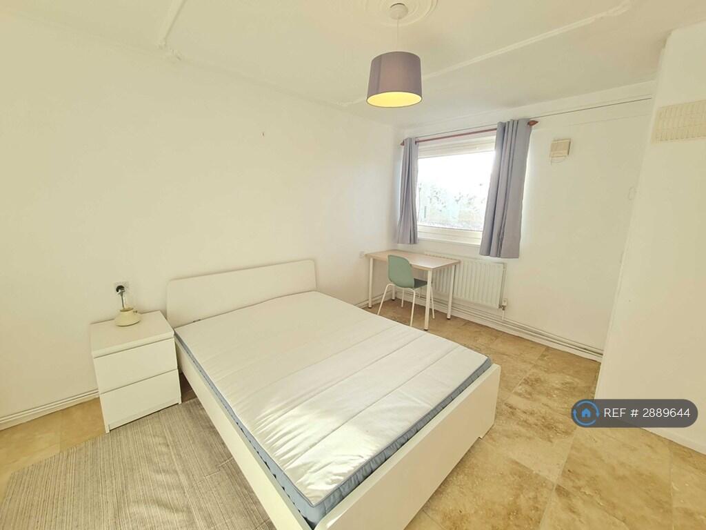 Main image of property: Weir Road, London, SW12