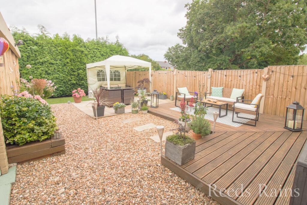 Calder Way, Great Sutton, Ellesmere Port, Cheshire, CH66 photo 4