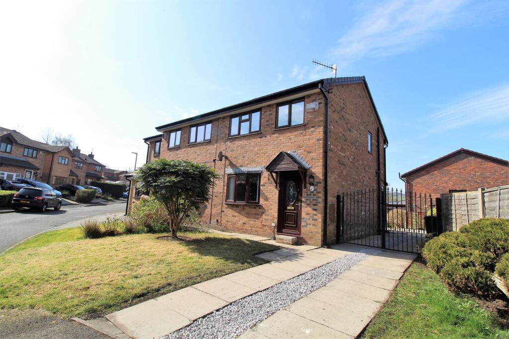 Main image of property: Wharncliffe Close, Hadfield, Glossop