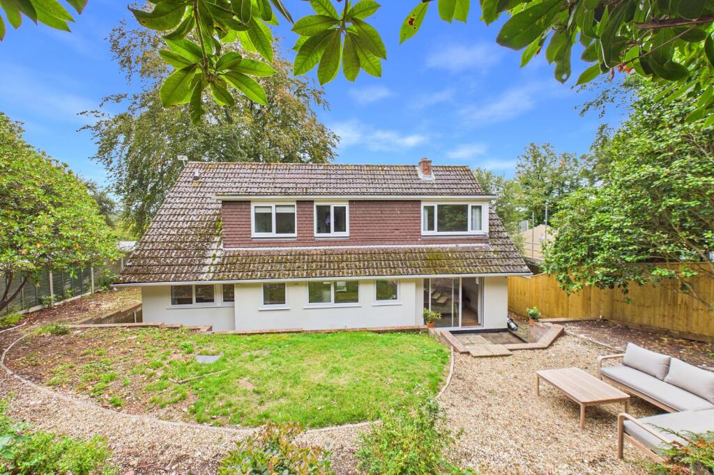 Cotton Close, Broadstone, Dorset, BH18 photo 5