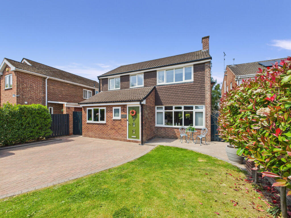 Main image of property: Deerlands Road, Wingerworth, S42