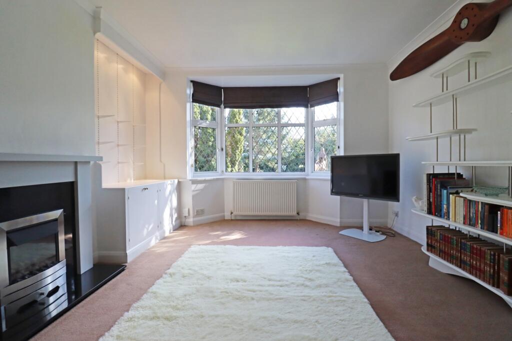 West Common Road, Hayes, Bromley, Kent, BR2 photo 3
