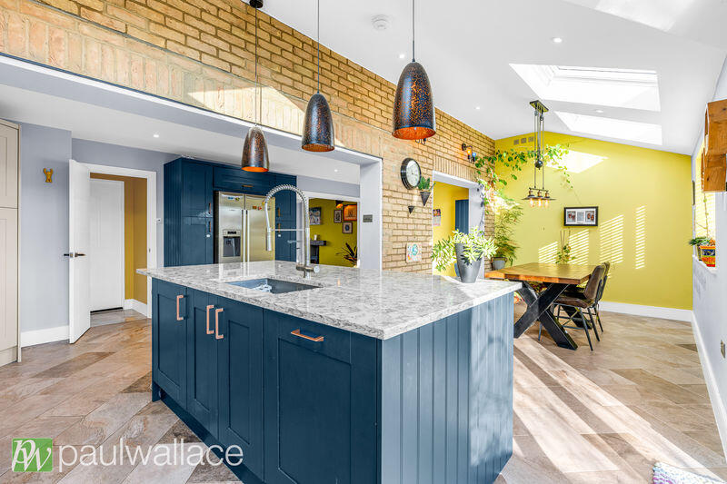 Christie Close, Broxbourne photo 3