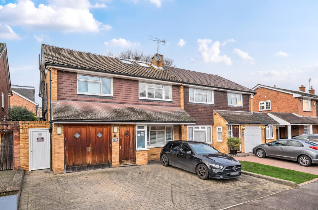 Main image of property: Woolhampton Way, Chigwell, Essex