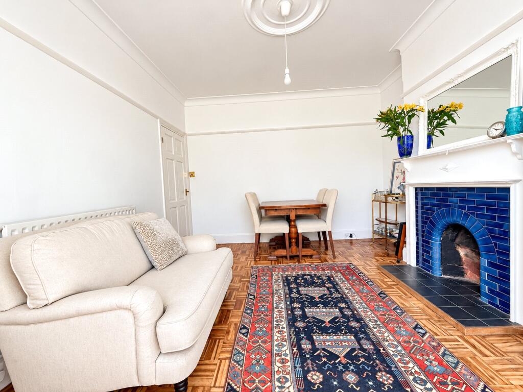House in London - View 4