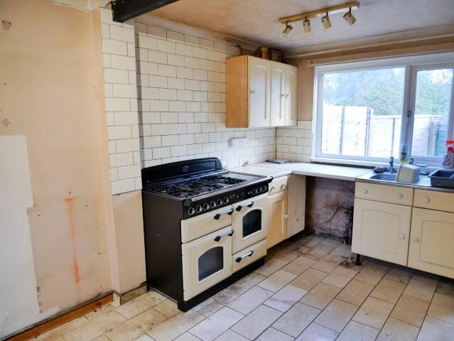 2-bed terraced on 8, Anchor Road, Calne, Wiltshire, SN11, £180,000