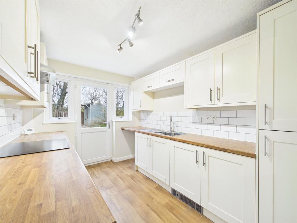 Langland Close, Levenshulme, Manchester, M19 photo 3