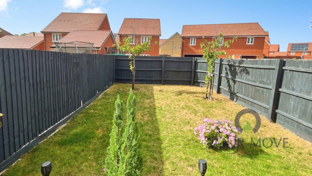 House in Bedford, Central Bedfordshire - View 4