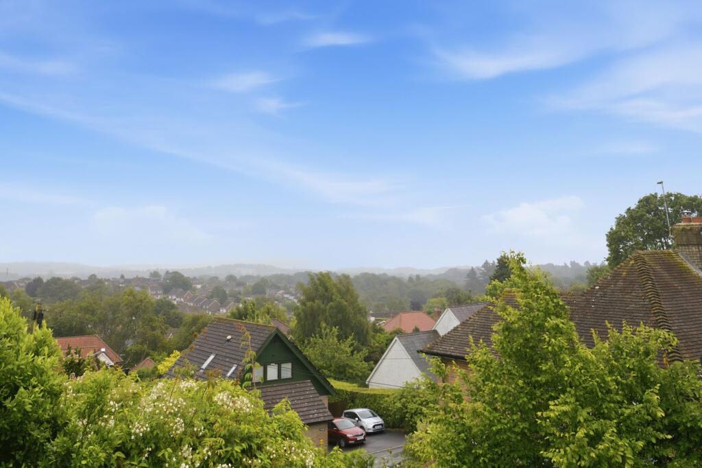 House in Tonbridge - View 2