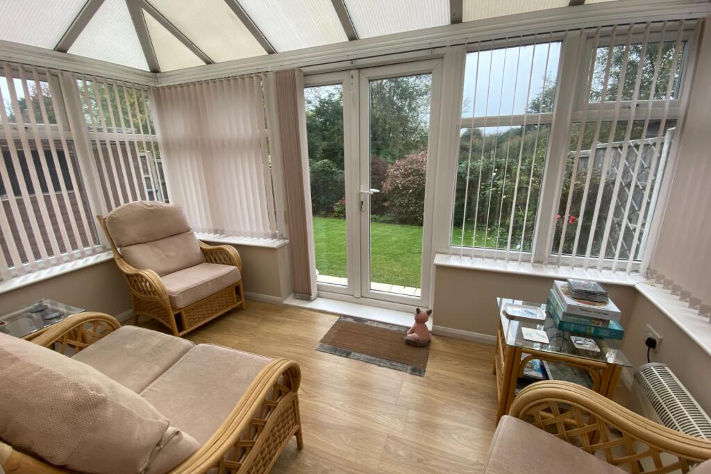 Almond Grove, Swadlincote, DE11 0RD photo 4