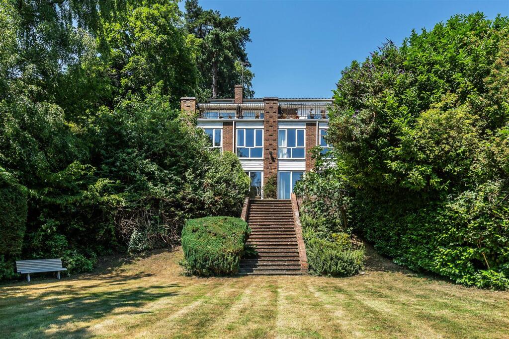 Main image of property: Wilderness Road, Oxted