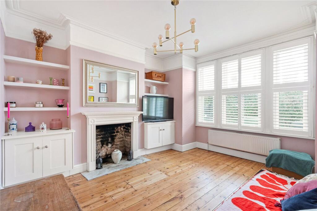 Apartment in London - View 2