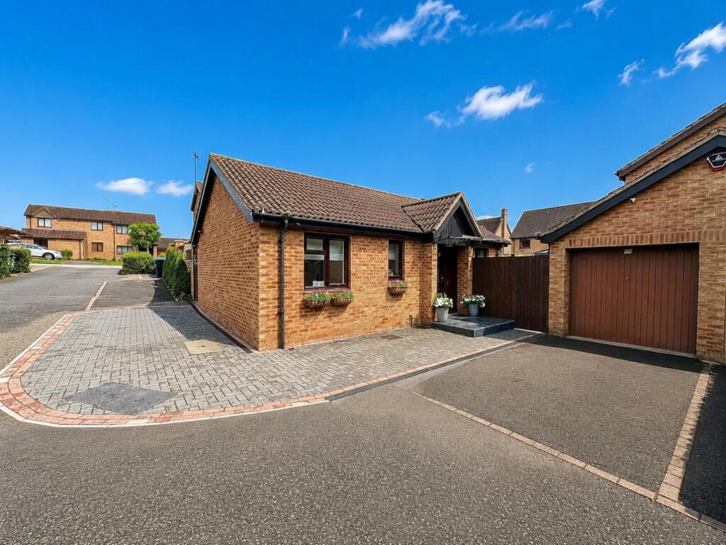 Main image of property: Falconers Rise, East Hunsbury, Northampton NN4