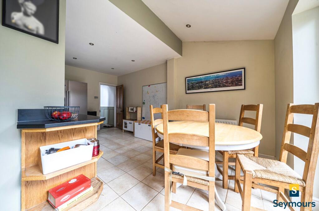 House in Guildford, Surrey - View 5