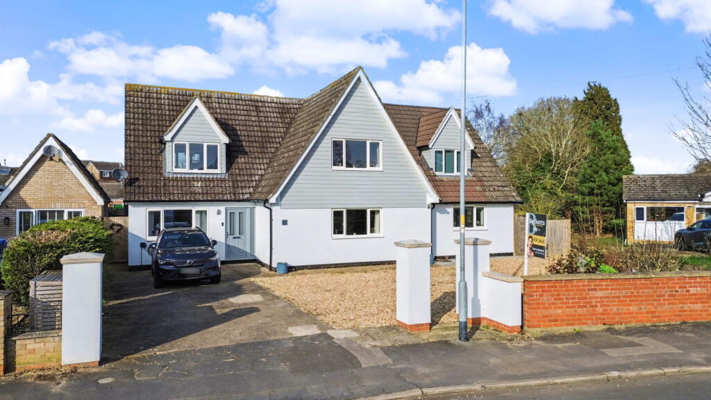 Main image of property: Welcome to Copper Beech House, Brookfield Avenue, Nettleham, LN2 2TB