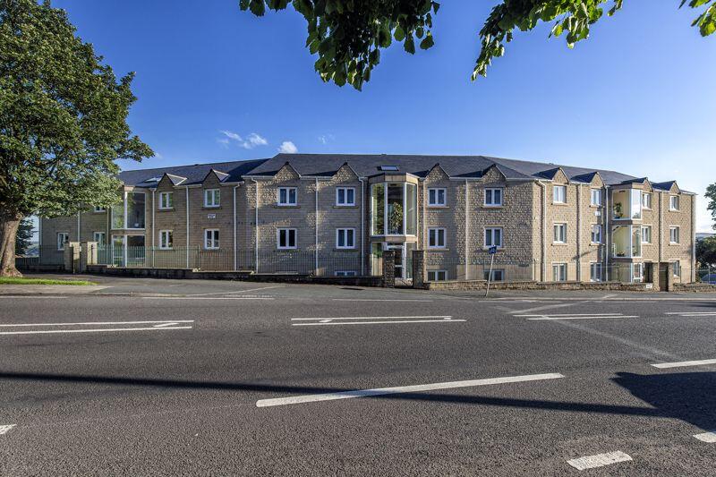 9 Markham Mount, Rochdale Road, Sowerby Bridge HX2 7JB photo 2