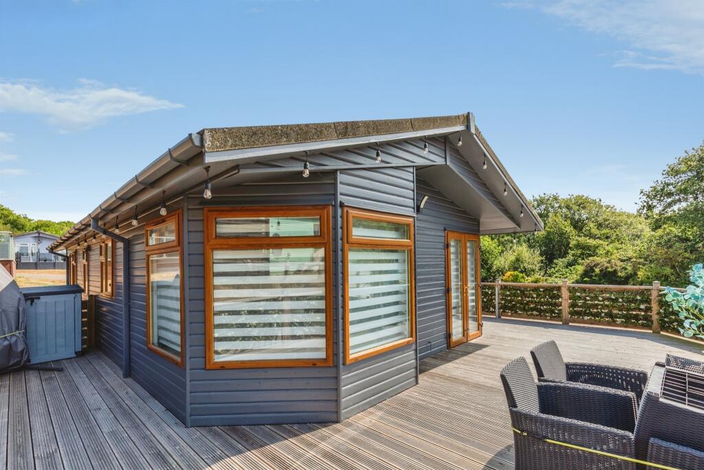 Main image of property: Barley Lane, Shearbarn Holiday Park, Hastings