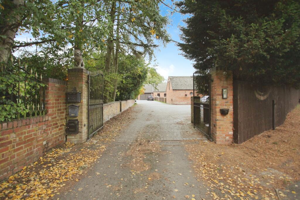 Main image of property: Hospital Lane, Bedworth
