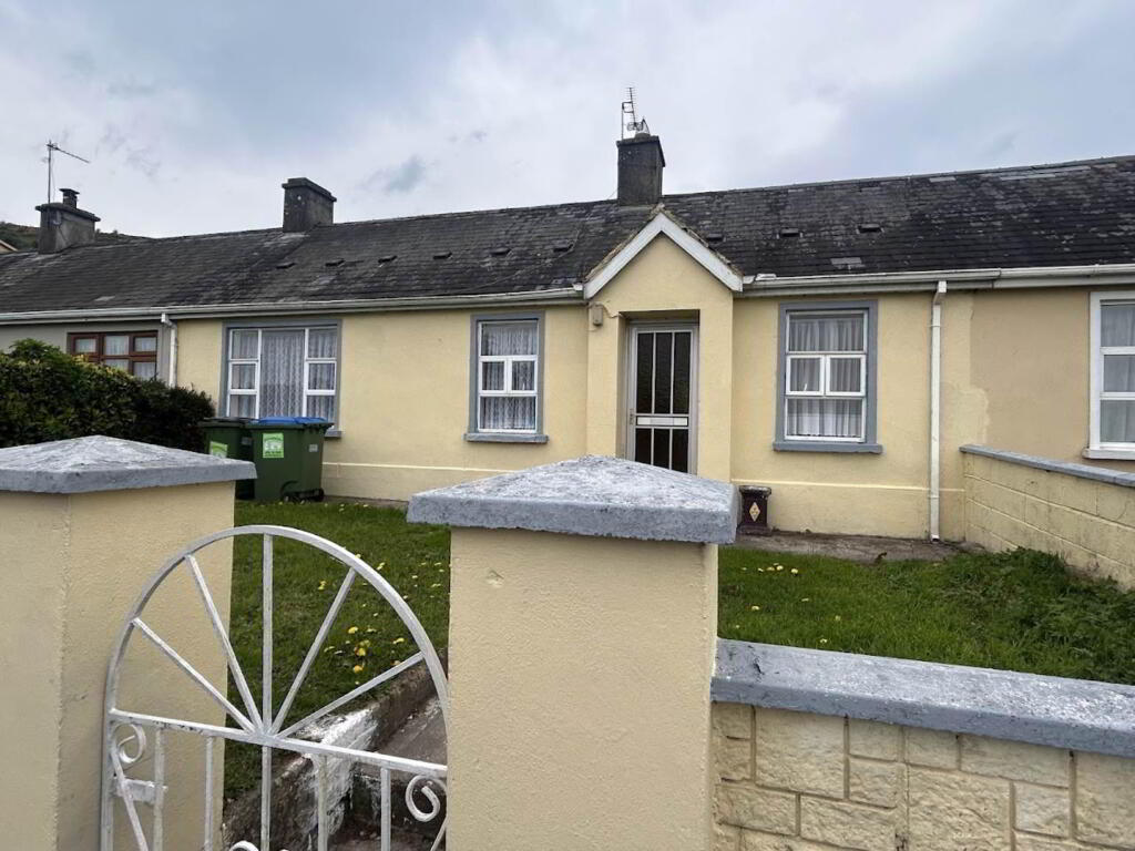 Main image of property: 8 Nicker, Pallasgreen