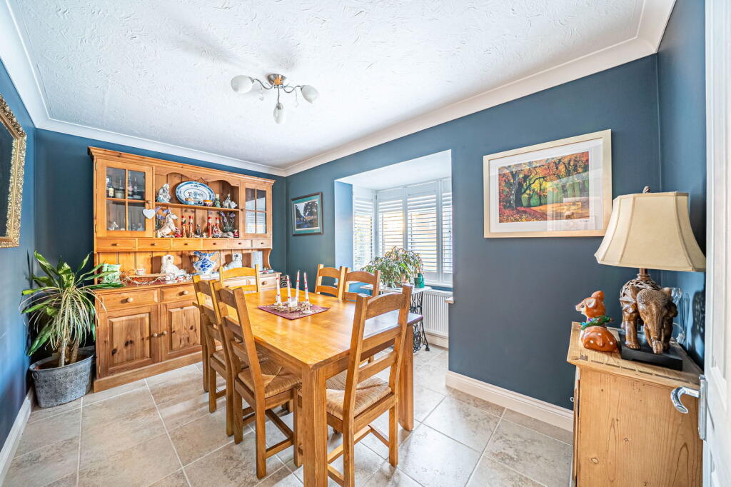 Webbs Farm Close, Whitchurch, RG28 7RQ photo 4