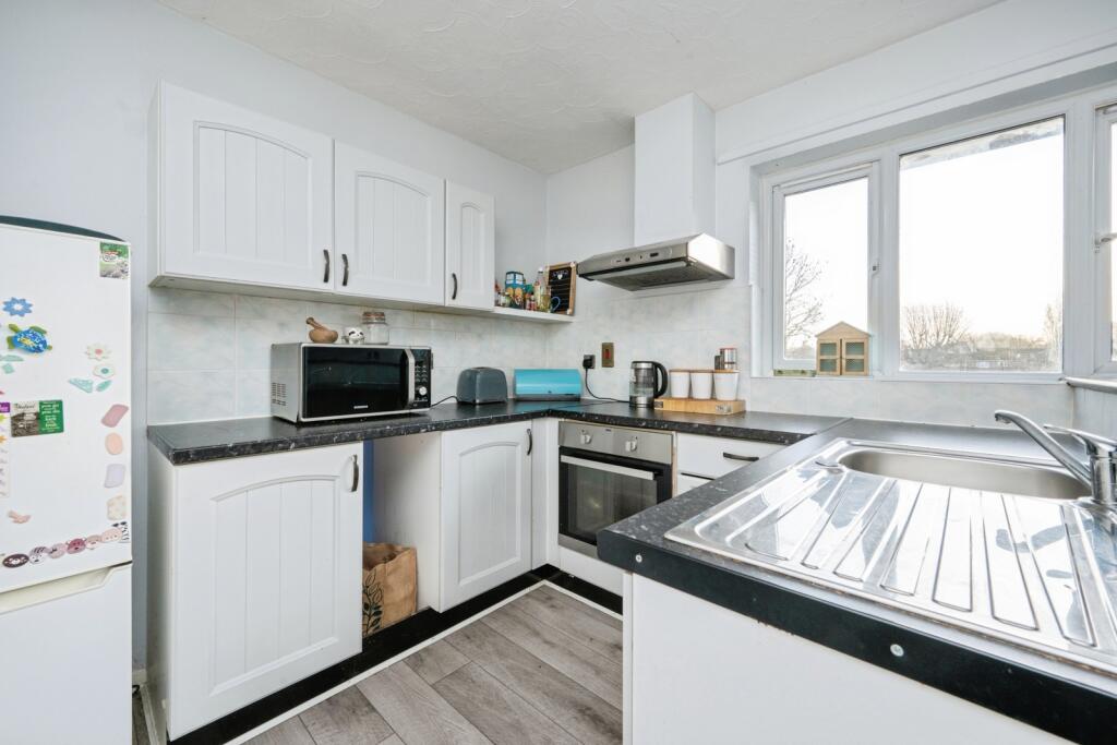 Lovell Road, BEDFORD, Bedfordshire, MK42 photo 3