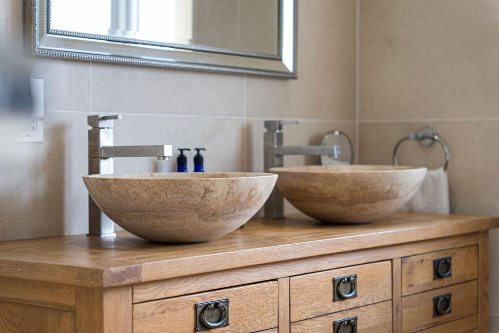 Additional image 19 of Orchard House, off Bradford Road, Birkenshaw, BD11