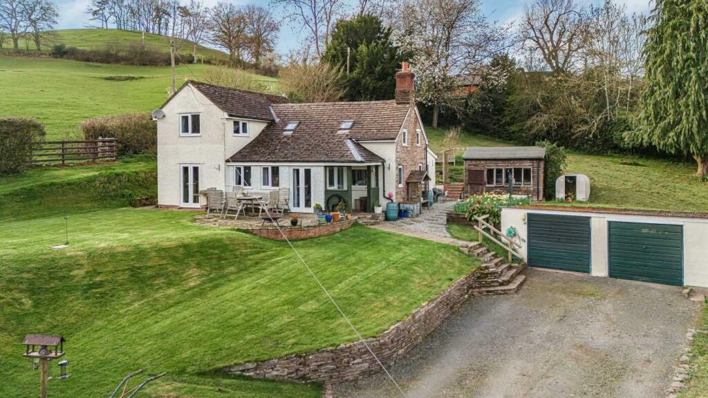 4-bed detached on Bronllys Cottage with approx. 4.5 acres, Bredwardine, Herefordshie, £735,000