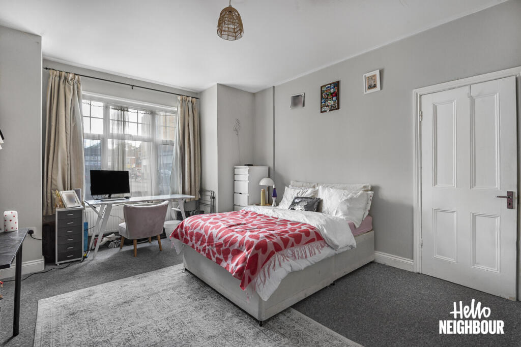 House in London - View 5