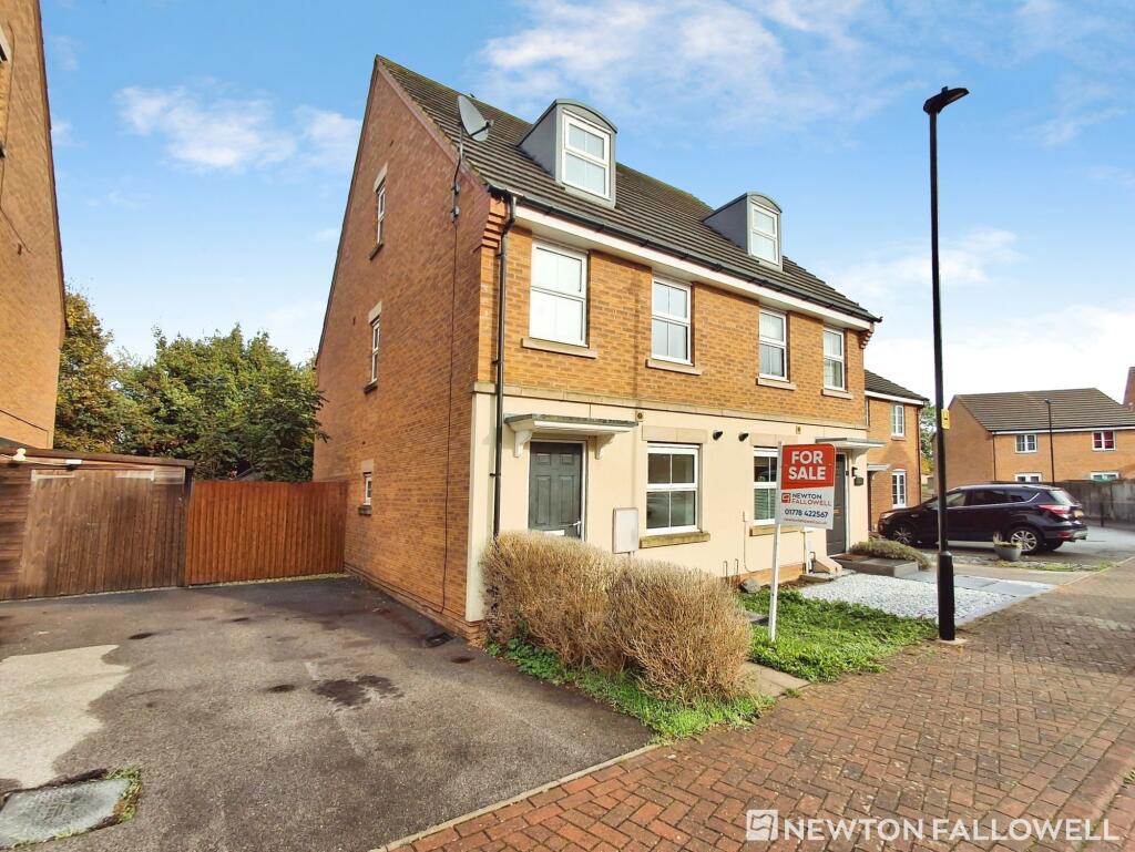 Newbury Crescent, Bourne, PE10
