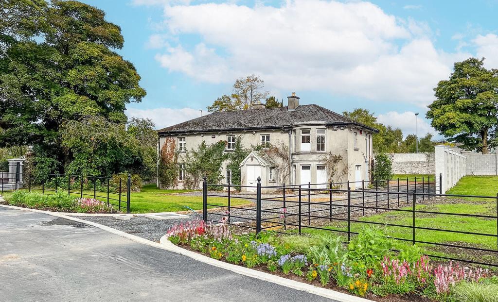 Main image of property: Newpark Lodge, Castlecomer Road, Kilkenny, R95 P97X