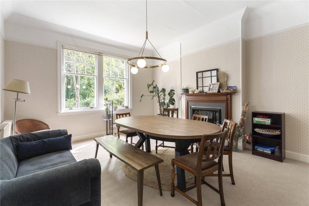 House in Edinburgh, Stockbridge/Inverleith - More