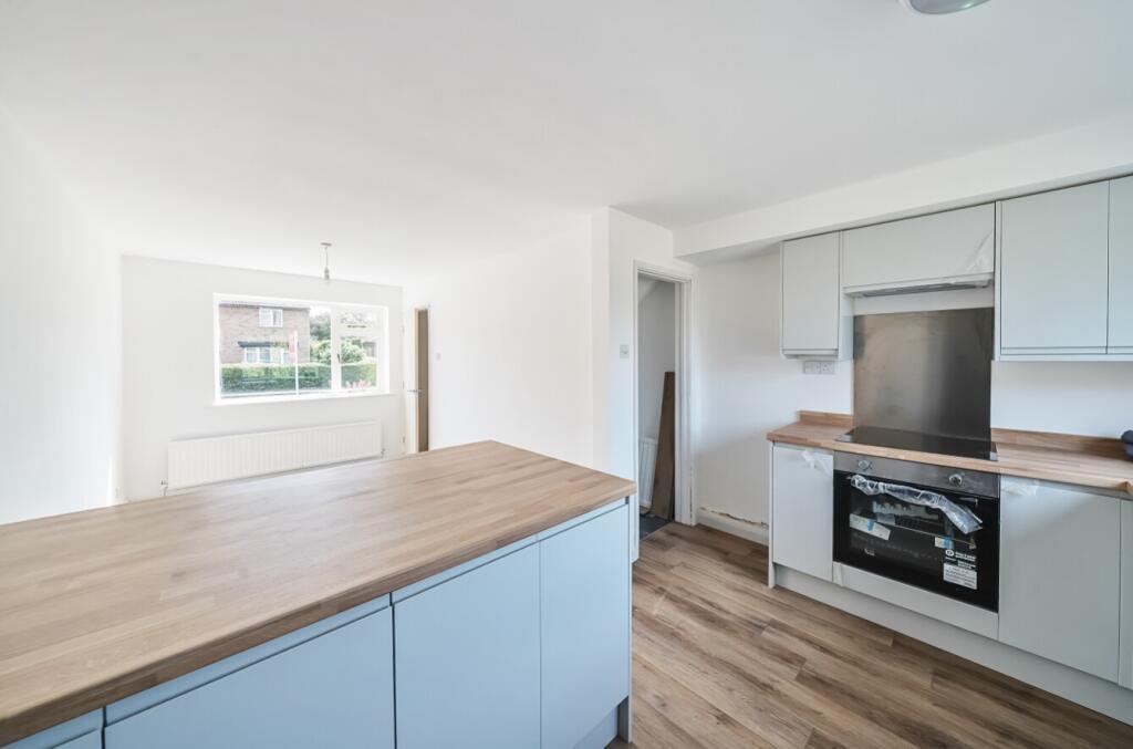 Waterloo Paddock, Leadenham, Lincoln, LN5 - View 5