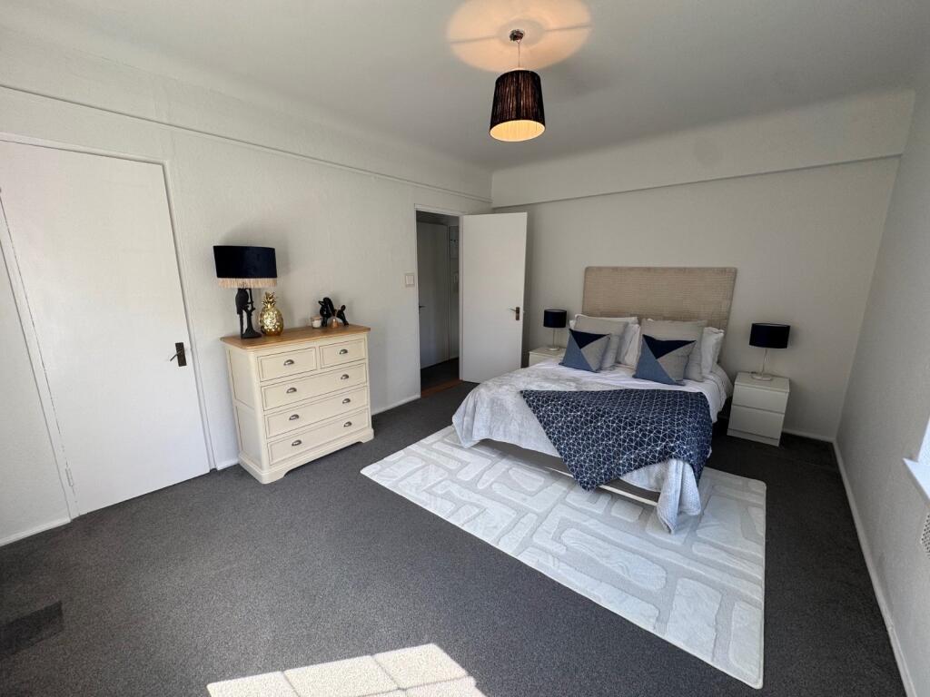 Apartment in Southampton - More