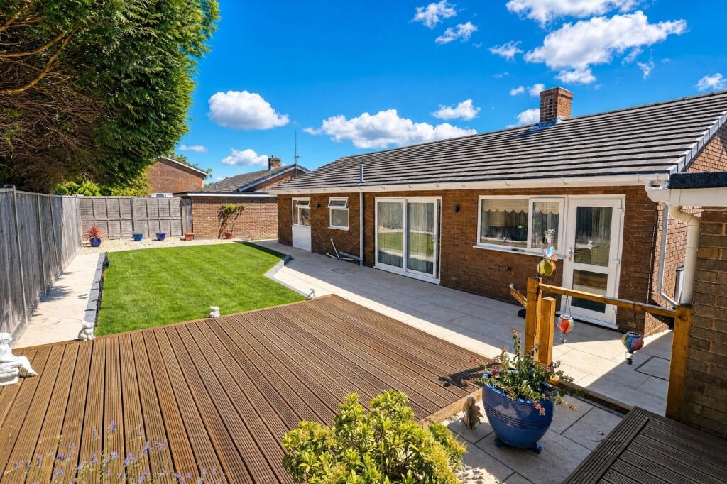 House in Highcliffe-on-Sea, Highcliffe and Walkford - View 5