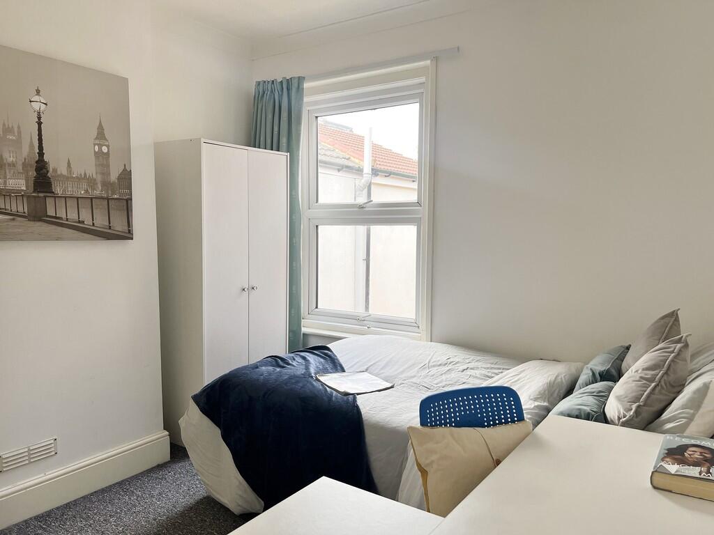 Main image of property: Milton Road, Southampton