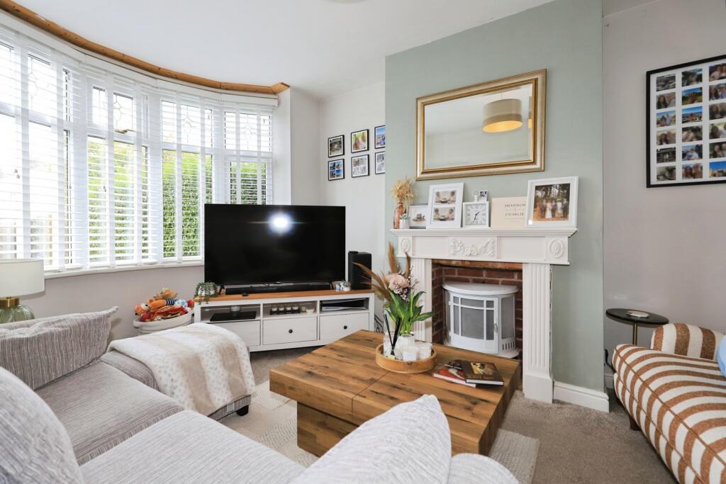 House in Wolverhampton, Penn - View 2