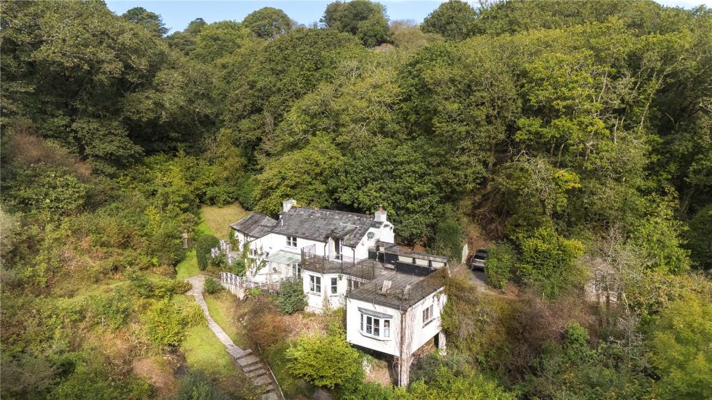 House in Plymouth, St. Breock - View 4