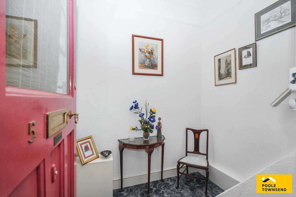 Apartment in Grange-over-Sands, Westmorland and Furness - View 4