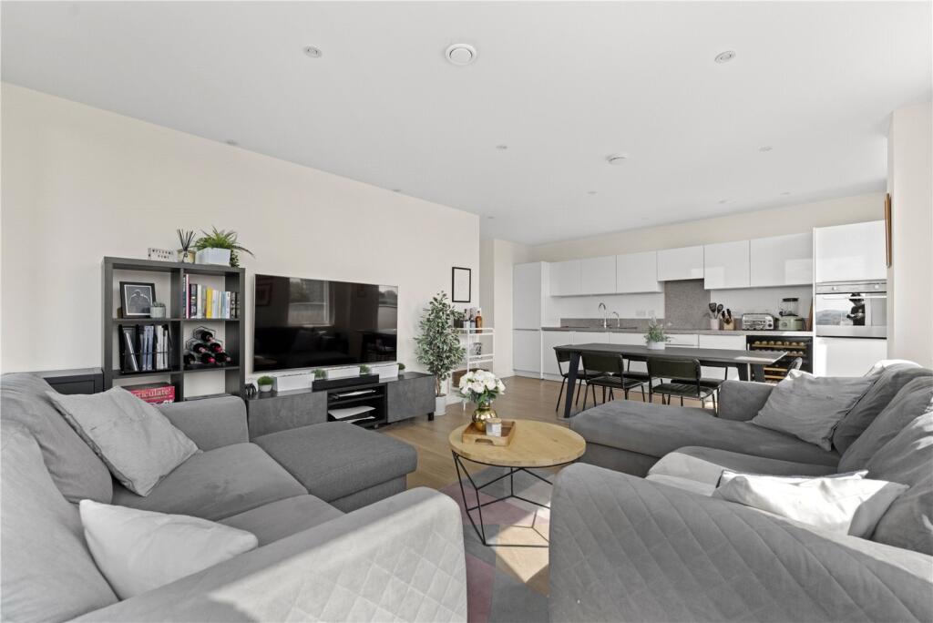 Apartment in London, Leyton - View 5