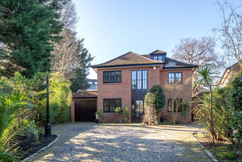 Main image of property: Oaks Pavilion Mews, Oaks Avenue, Gipsy Hill, SE19