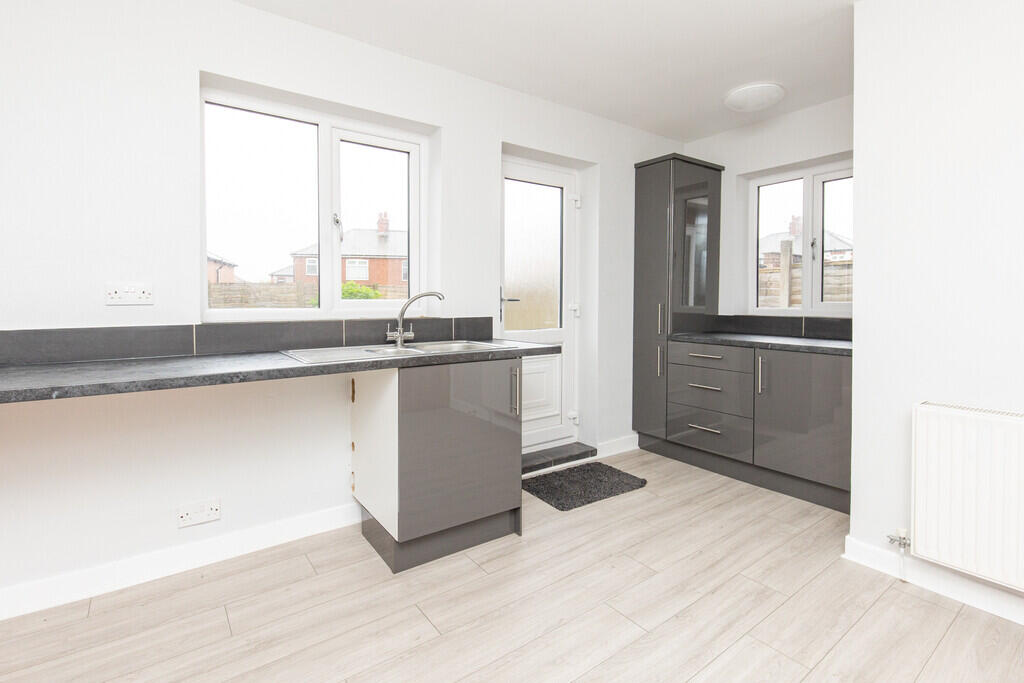 House in Preston - View 3