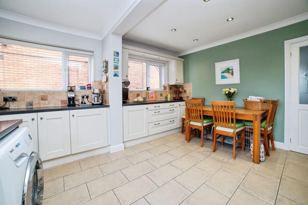 House in Nottingham - View 5