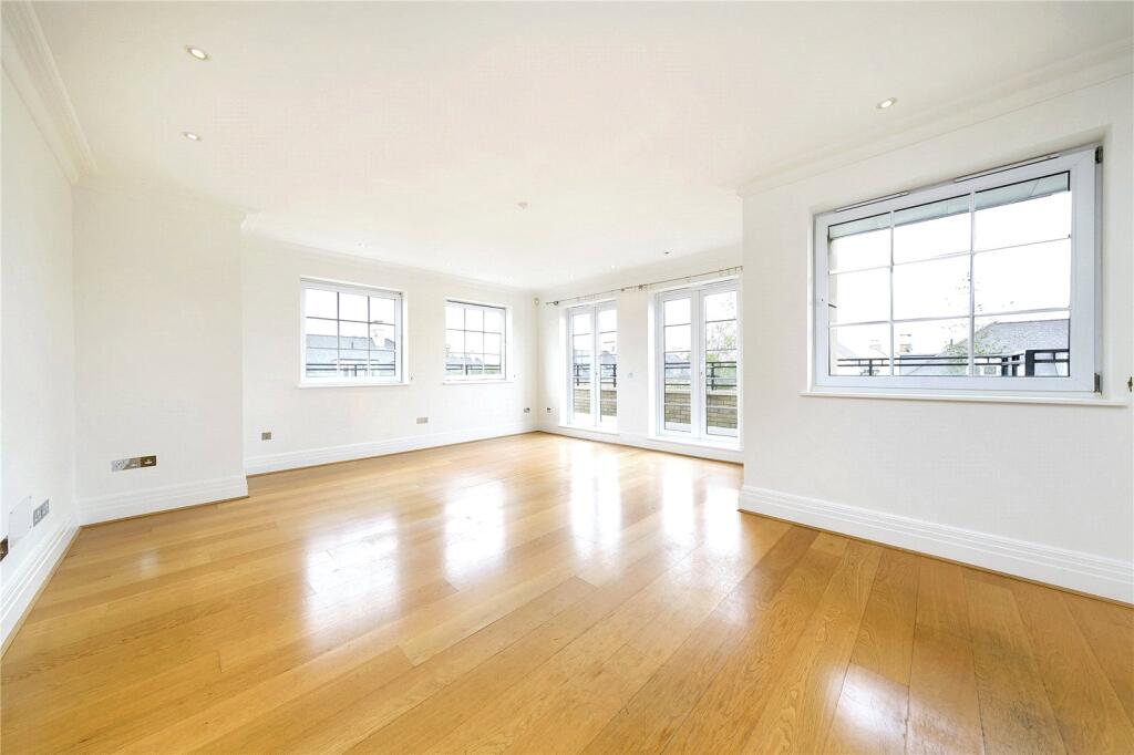 Apartment in Twickenham - View 3